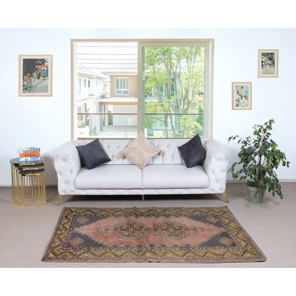One of a kind Vintage Handmade Turkish Oriental Rug for Traditional Interiors 100% Wool