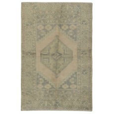 Traditional Vintage Rug for Country Homes, Rustic & Tribal Interiors