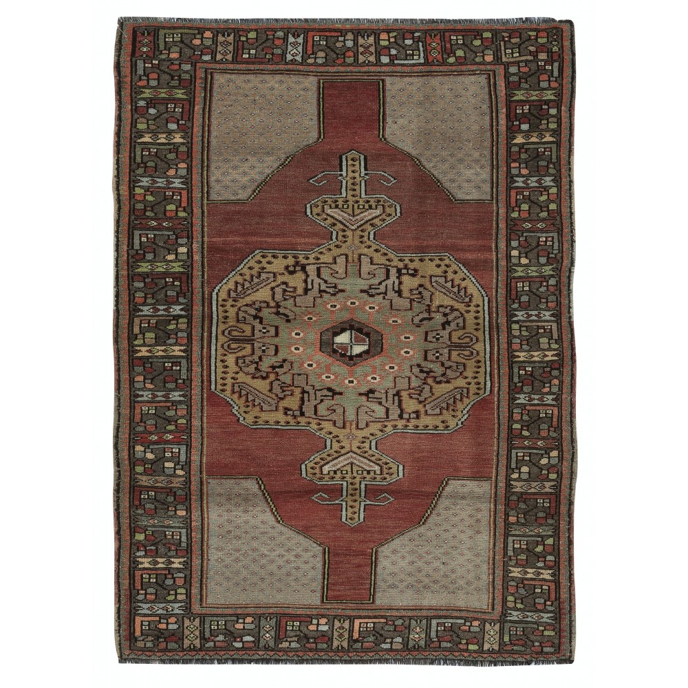 One of a kind Vintage Handmade Turkish Area Rug with Medallion 100% Wool