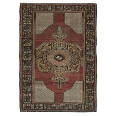 One of a kind Vintage Handmade Turkish Area Rug with Medallion 100% Wool