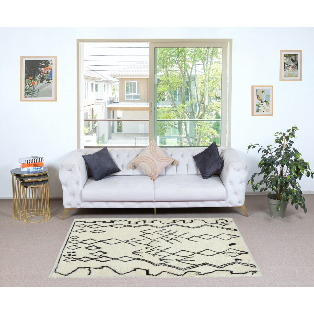 Contemporary Handmade Moroccan Berber Tulu Rug, 100% Natural Wool
