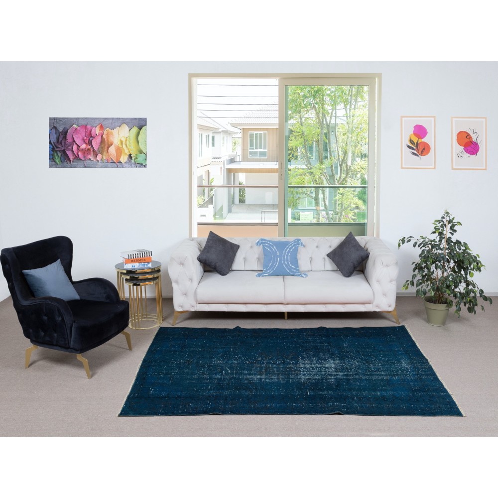 Modern Area Rug in Solid Navy Blue, Hand-woven and Hand-knotted in Turkey
