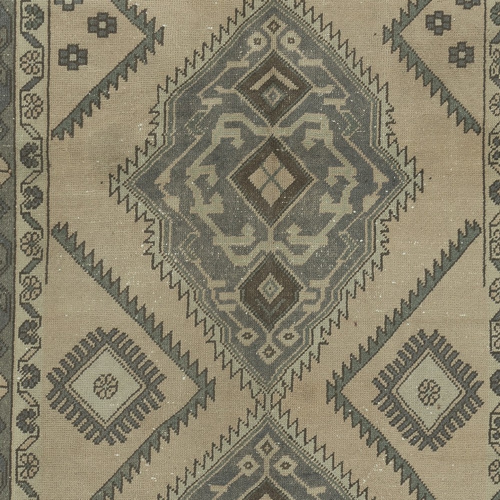 Vintage Handmade Turkish Rug for Country and Farmhouse Decor