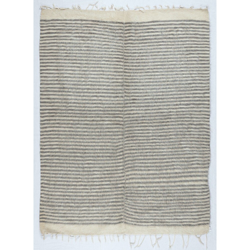 Flat-Weave Kilim Rug. Decorative Sofa Throw. Striped Bed Cover, Blanket