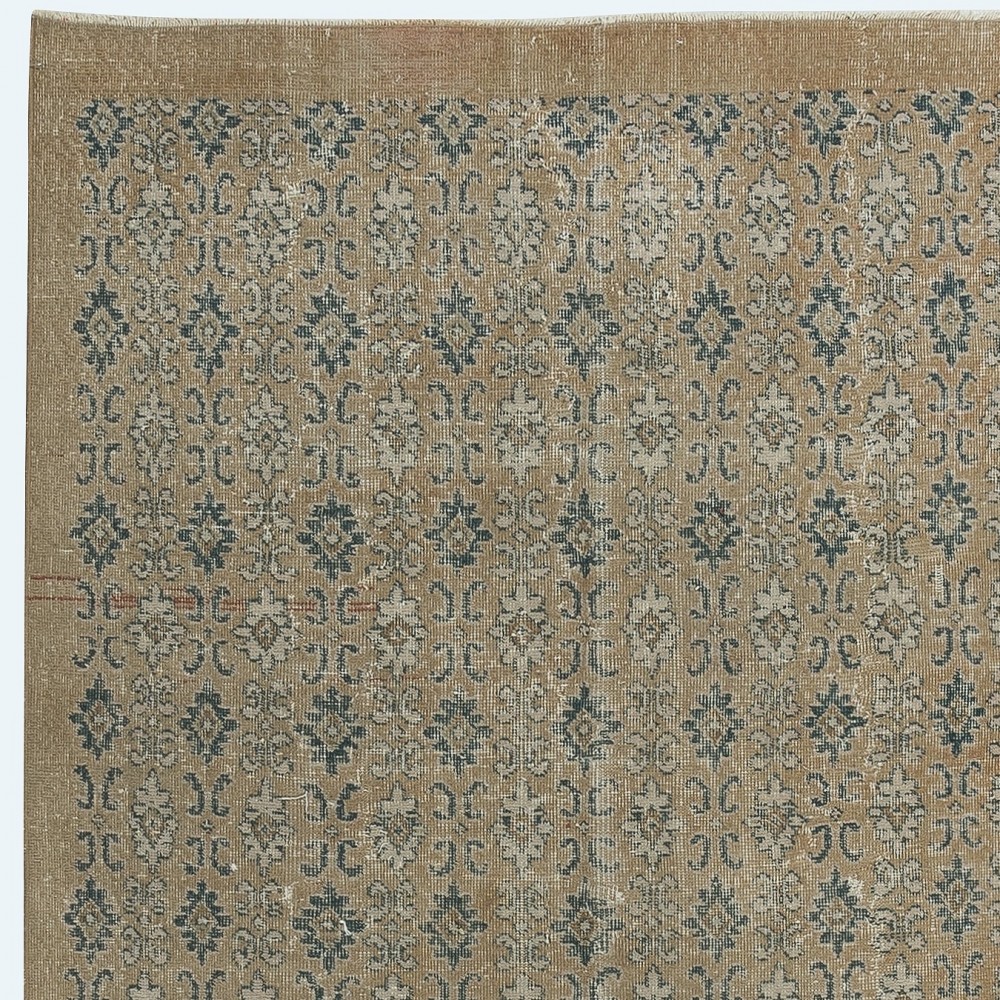 Vintage Handmade Turkish Area Rug for Living Room Decor