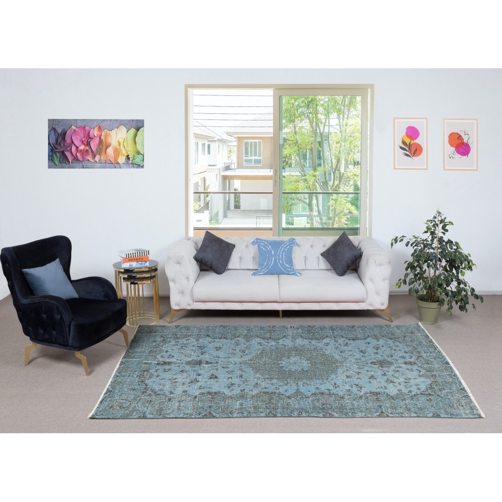 Contemporary Handmade Turkish Area Rug in Blue. Woolen Floor Covering