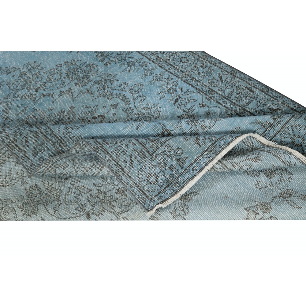 Modern Area Rug in Blue, Hand-woven and Hand-knotted in Turkey