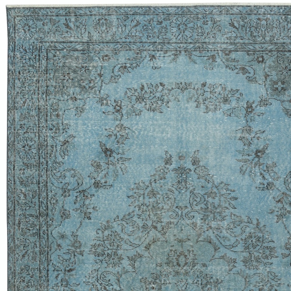 Modern Area Rug in Blue, Hand-woven and Hand-knotted in Turkey