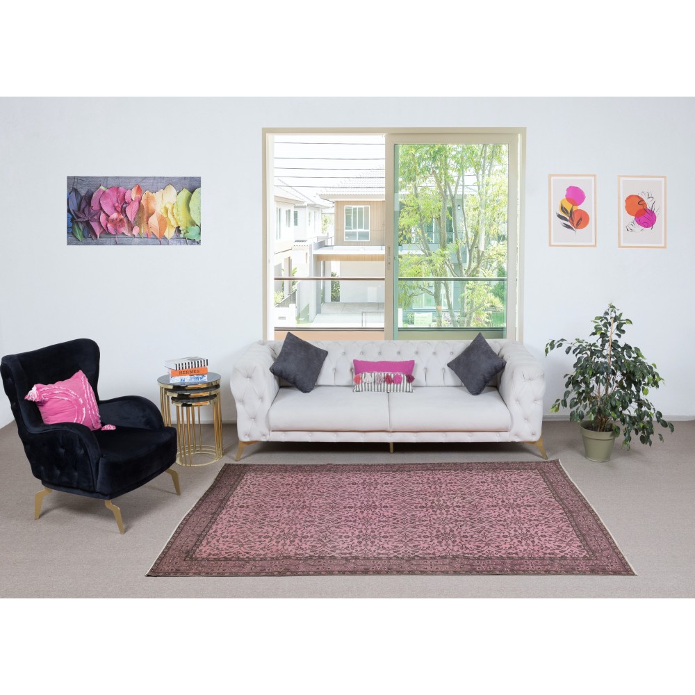 Handmade Flower Design Wool Area Rug. Modern Pink Color Rug