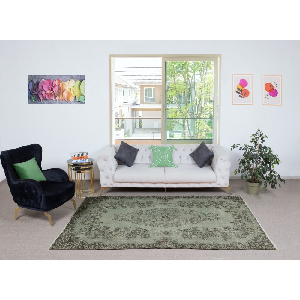 Contemporary Handmade Turkish Wool Area Rug in Green Color