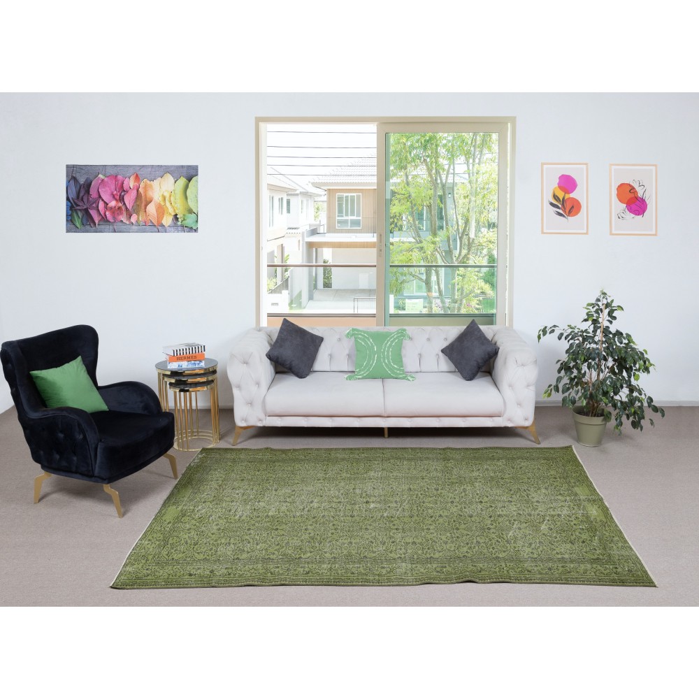 Modern Area Rug in Green, Hand-woven and Hand-knotted in Turkey