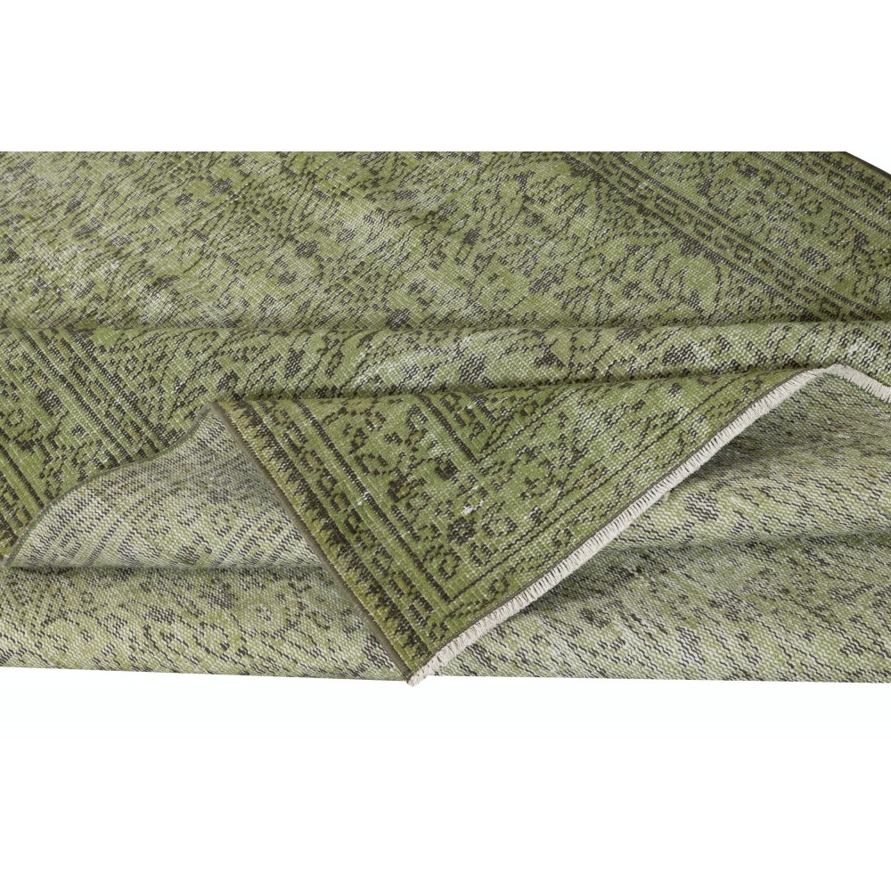 Modern Area Rug in Green, Hand-woven and Hand-knotted in Turkey
