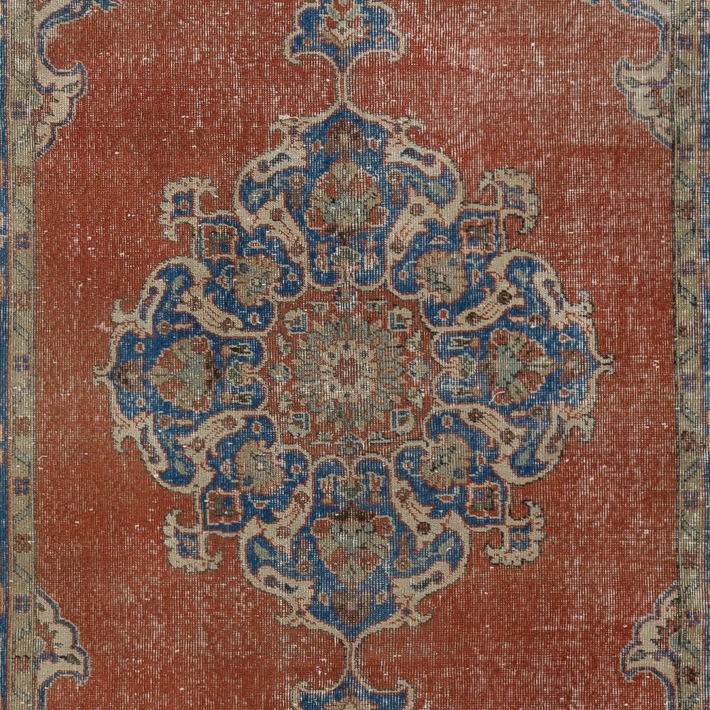 Hand knotted Vintage Turkish Wool Area Rug with Medallion Design