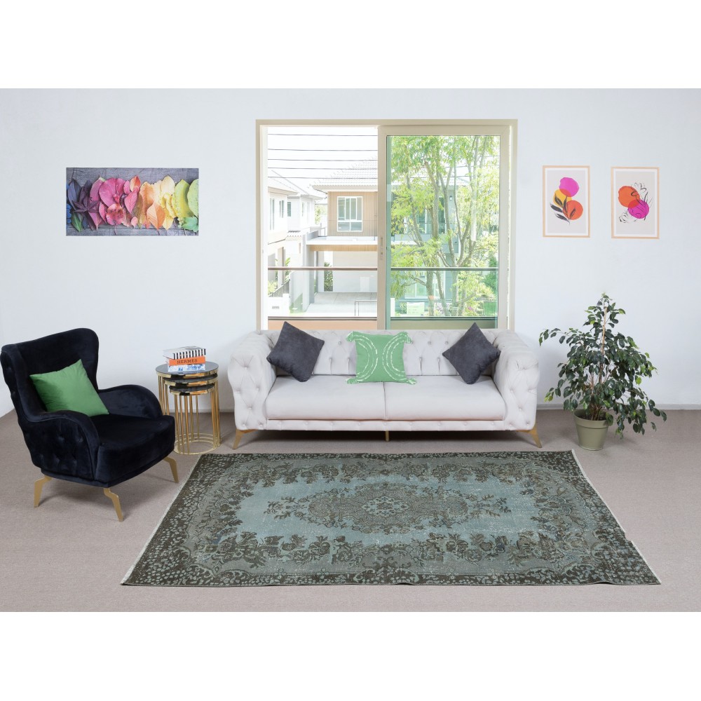 Contemporary Blue Area Rug with Medallion Design. Hand-Knotted in Turkey
