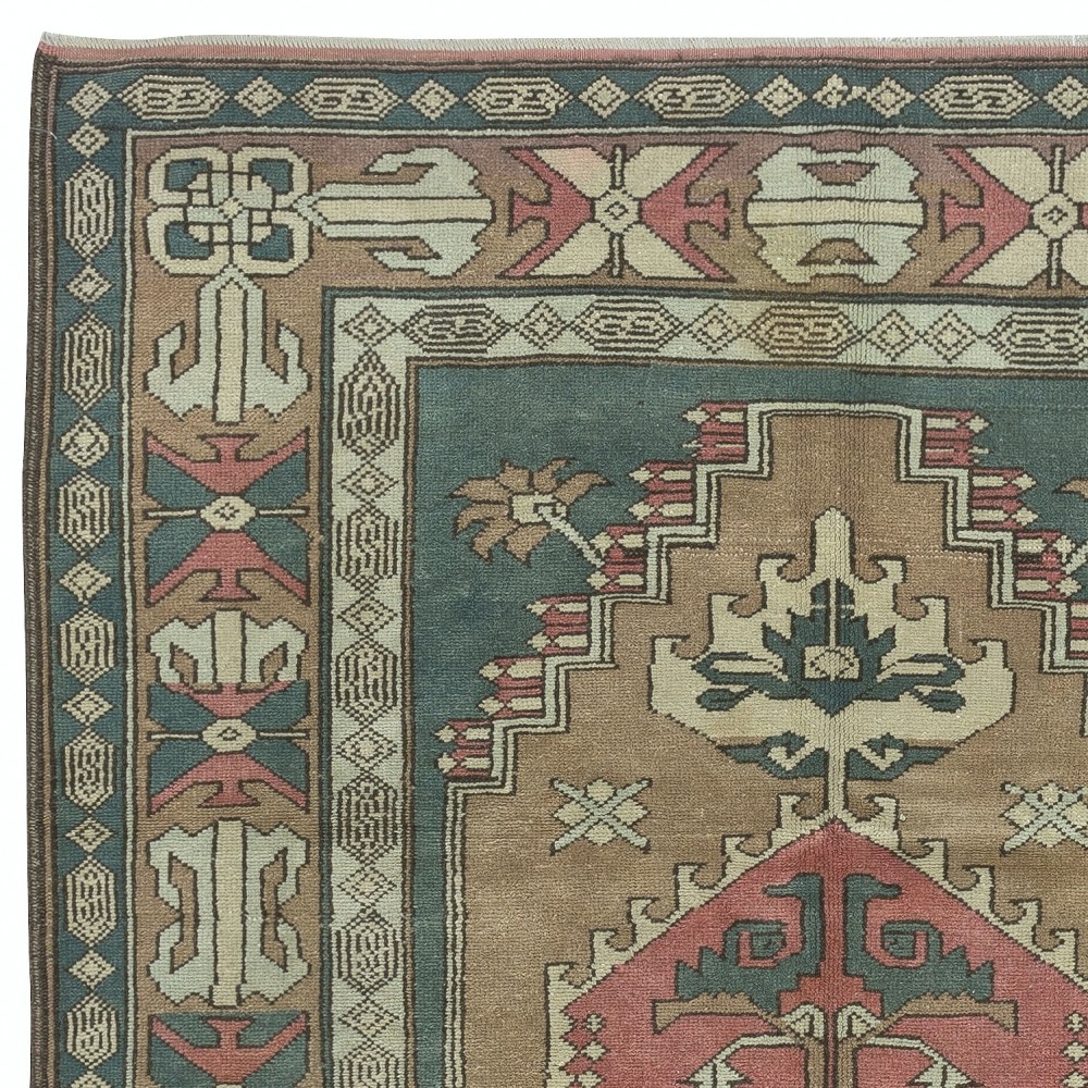 One of a kind Vintage Handmade Turkish Area Rug. 100% Wool