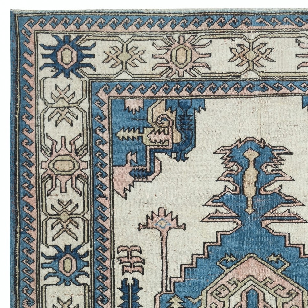One of a kind Vintage Handmade Turkish Area Rug. 100% Wool