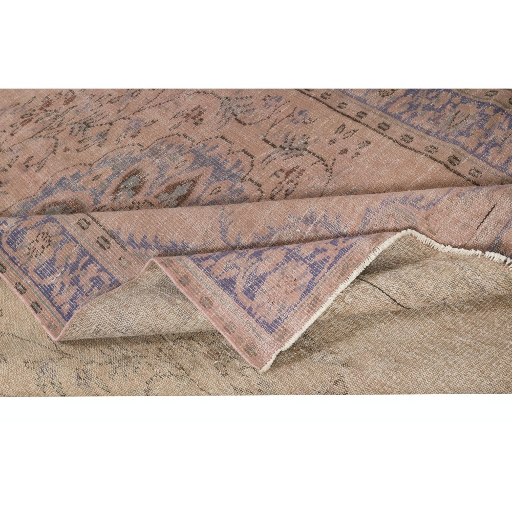 Soft Pink Color Anti-bacterial Wool Area Rug. Hand Knotted Turkish Rug