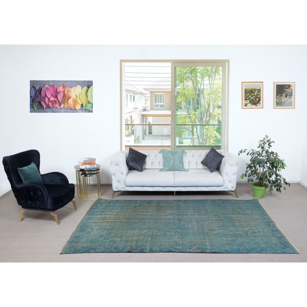 Contemporary Area Rug in Light Blue, Hand-woven and Hand-knotted in Turkey