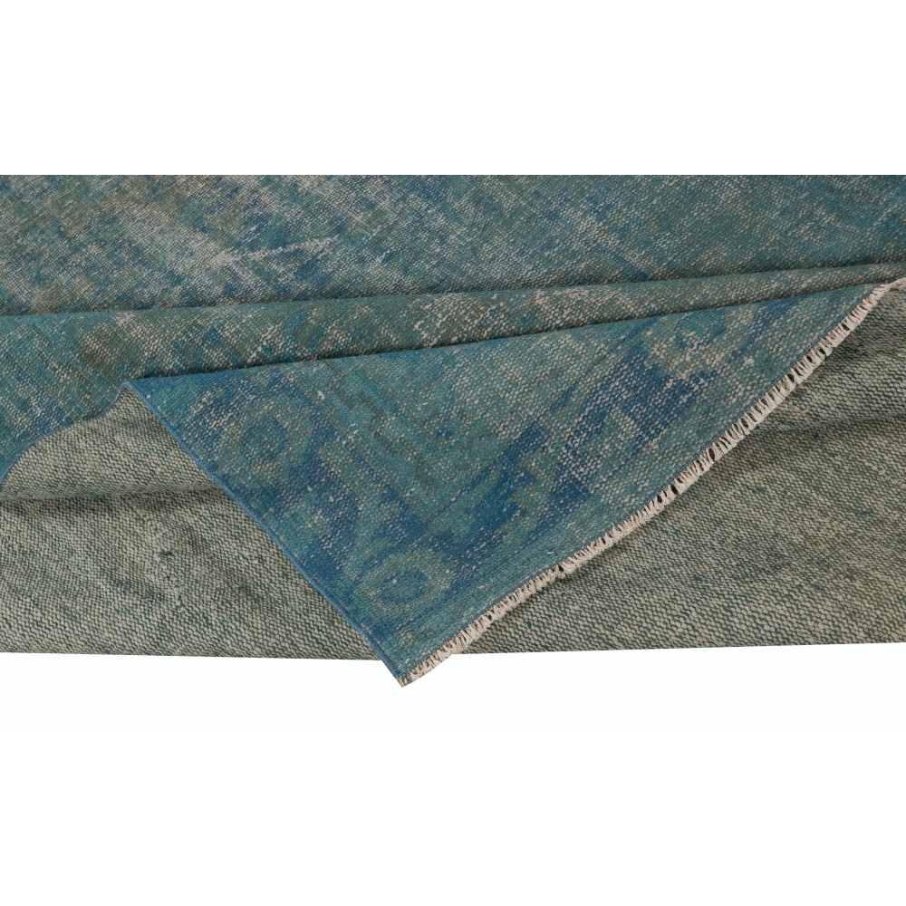 Contemporary Area Rug in Light Blue, Hand-woven and Hand-knotted in Turkey
