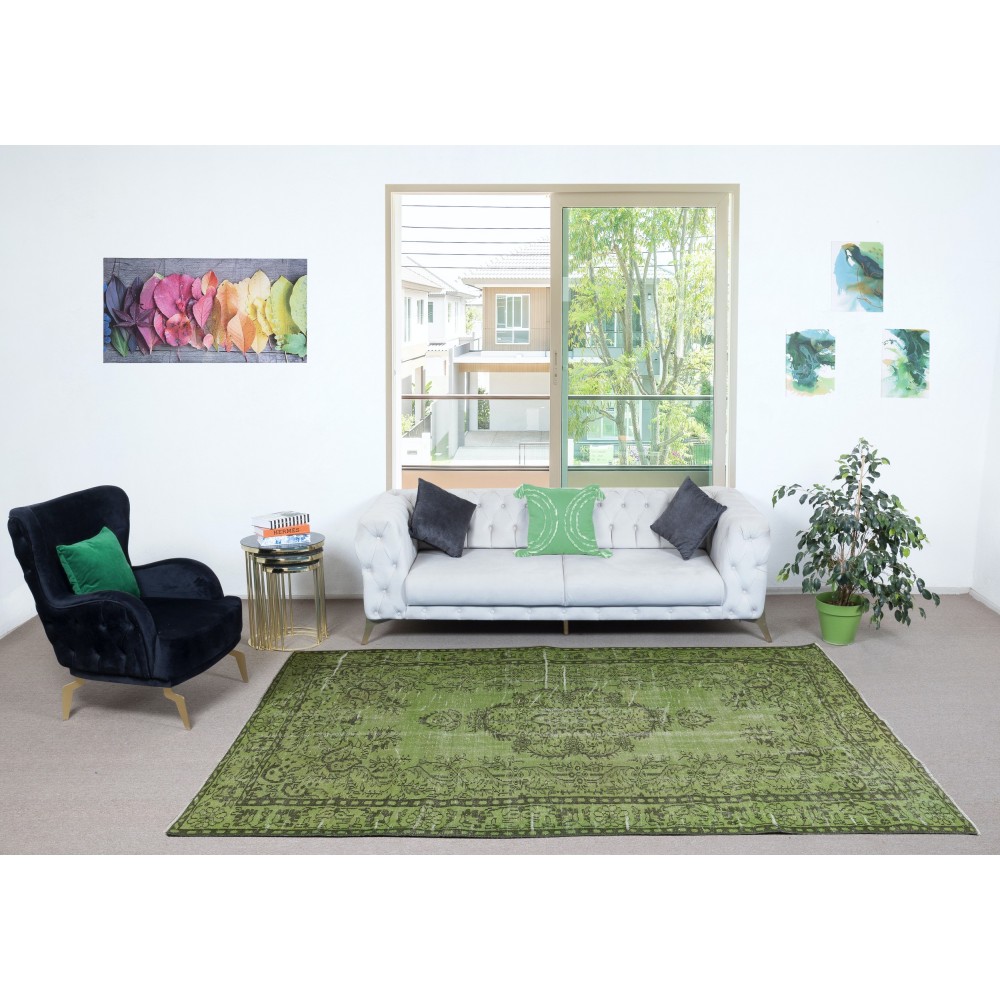 Green Wool Area Rug for Modern Interiors. Hand-Knotted in Turkey