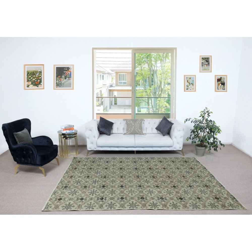 Modern Handmade Turkish Wool Area Rug with Floral Design and Green Background