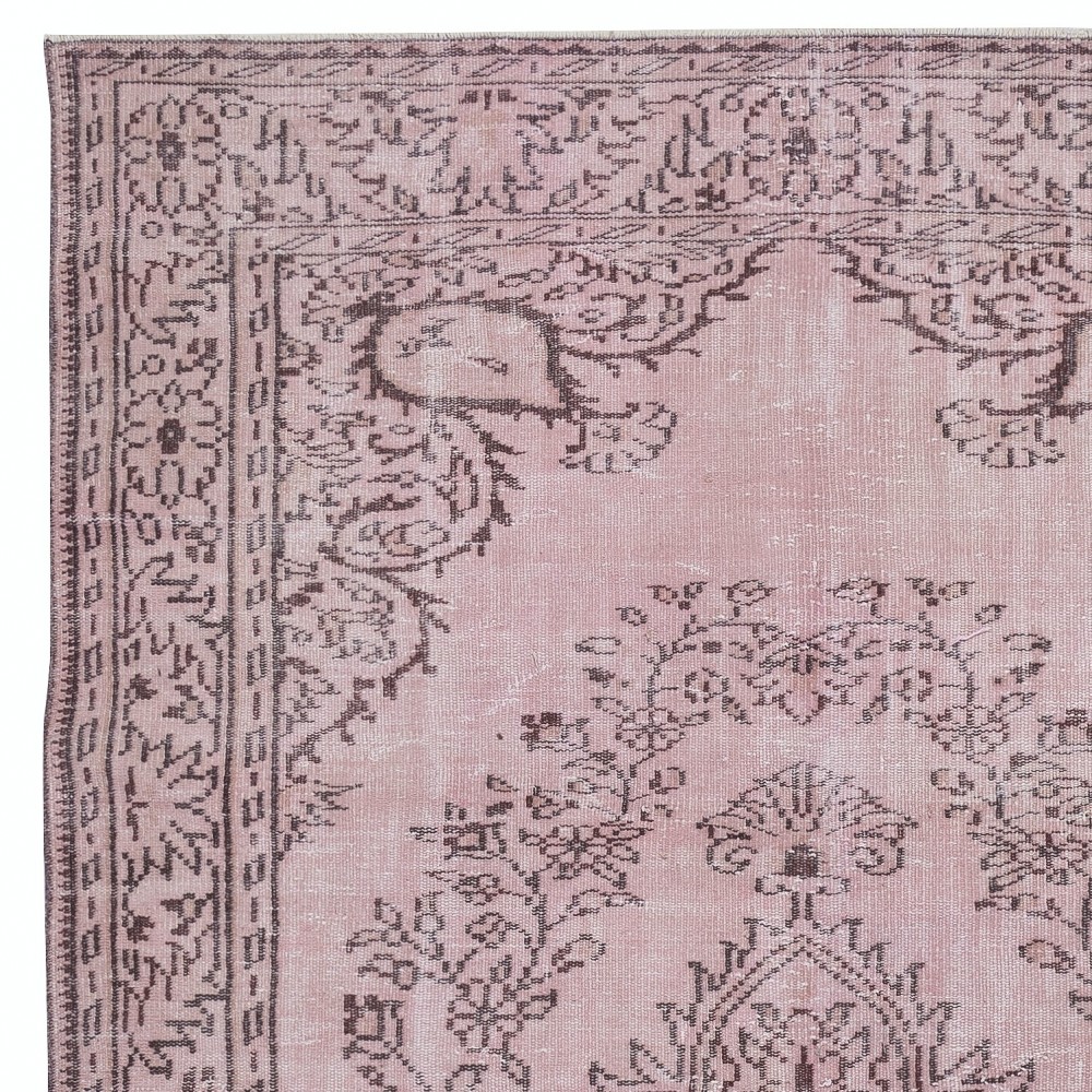 Turkish Floor Rug in Pink Color. Modern Hand Knotted Area Rug for Kitchen and Living Room
