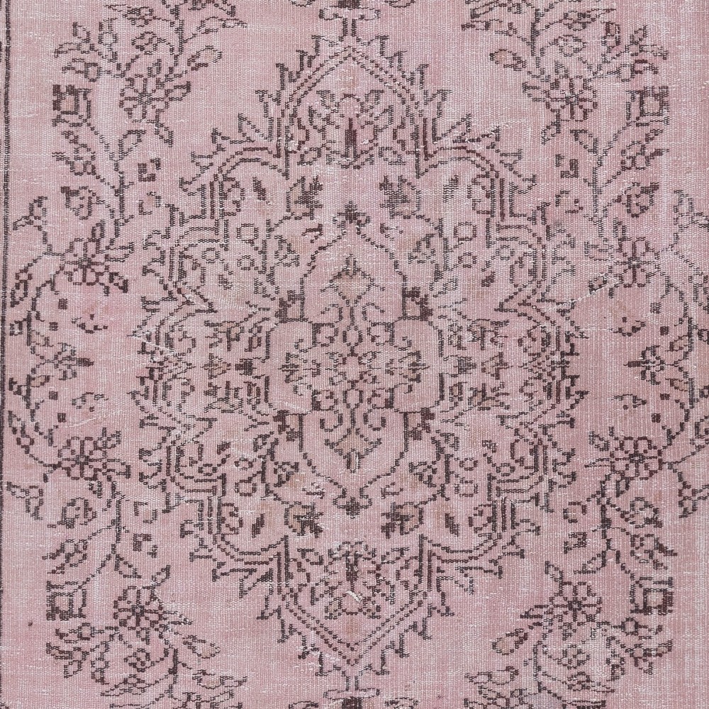 Turkish Floor Rug in Pink Color. Modern Hand Knotted Area Rug for Kitchen and Living Room