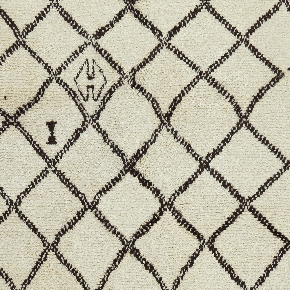 Moroccan Rug Made of Natural Undyed Wool, Handmade Diamond Design Tulu Carpet