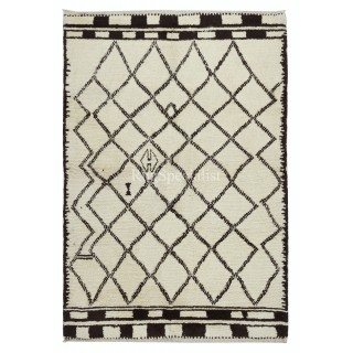 Moroccan Rug Made of Natural Undyed Wool, Handmade Diamond Design Tulu Carpet