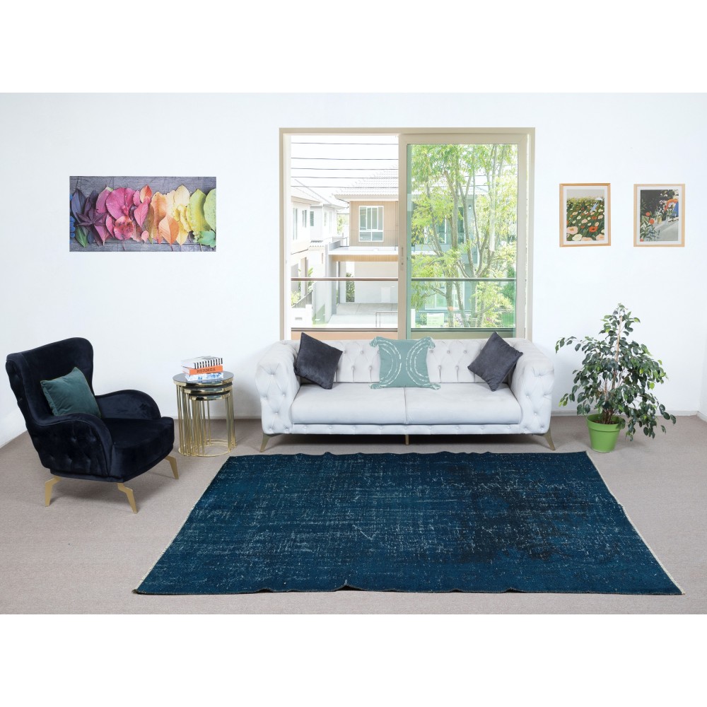 Modern Area Rug in Solid Navy Blue, Hand-woven and Hand-knotted in Turkey