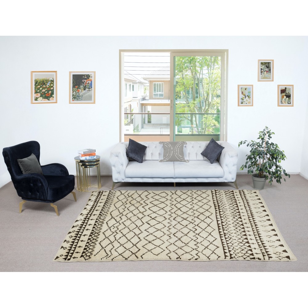 Contemporary Handmade Moroccan Tulu Rug Made of Natural Undyed Wool        
