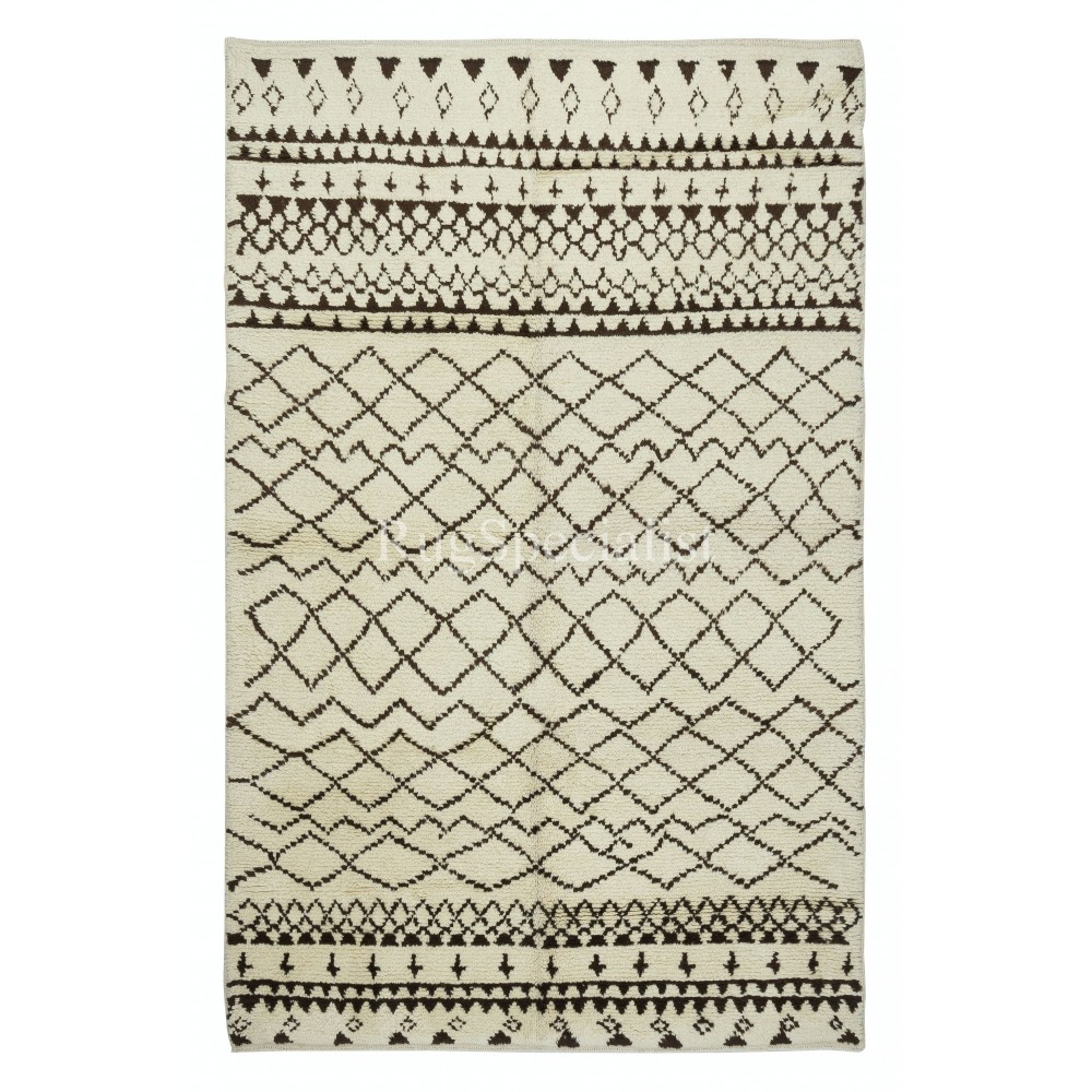 Contemporary Handmade Moroccan Tulu Rug Made of Natural Undyed Wool        