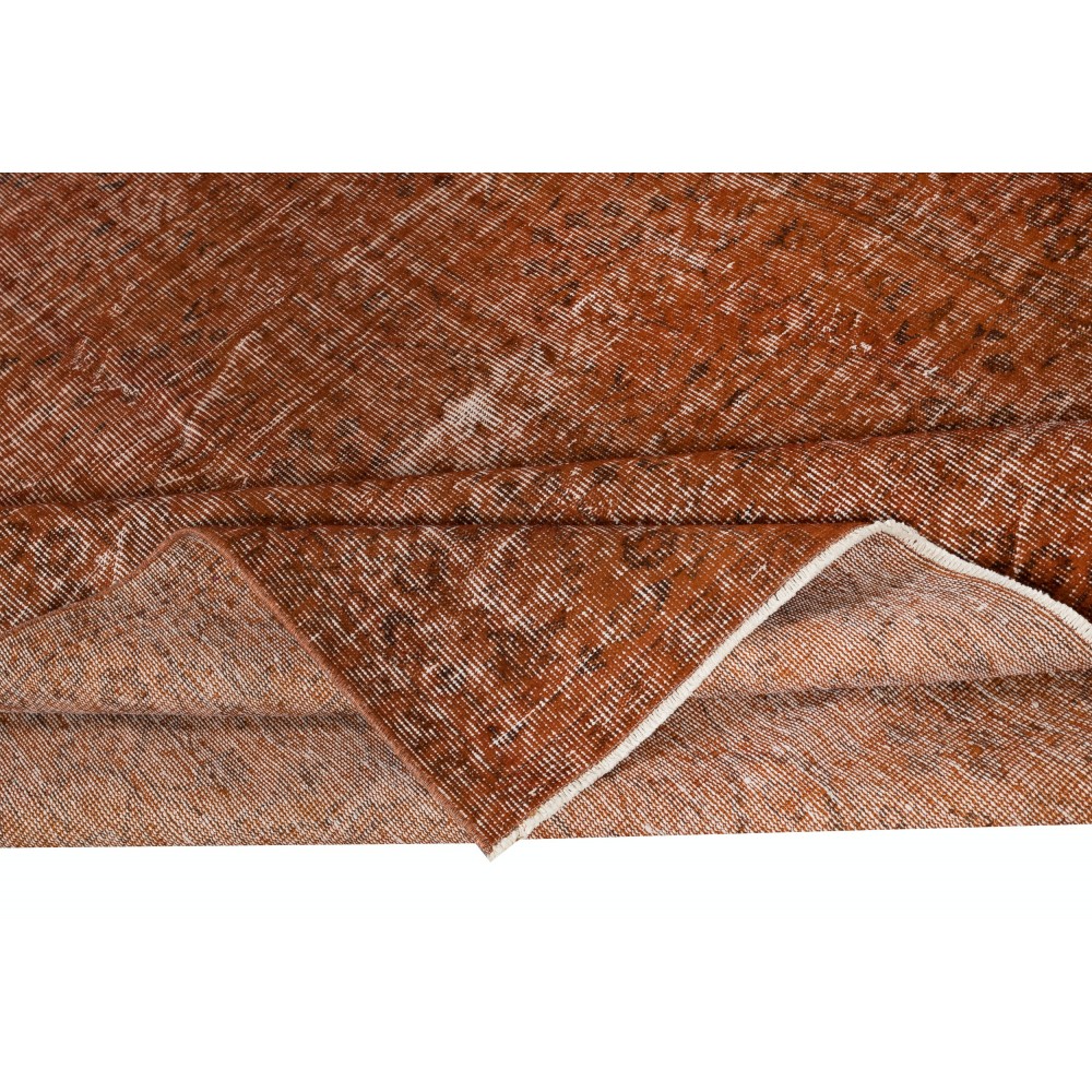 Contemporary Area Rug in Orange. Hand-Knotted in Turkey. Wool pile on cotton foundation