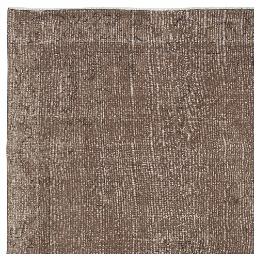 Brown Color Handmade Wool Area Rug from Turkey. Great 4 Modern Interiors