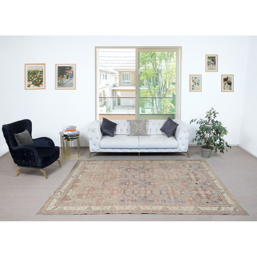 Fine Vintage Turkish Kayseri Rug, wool pile on cotton foundation