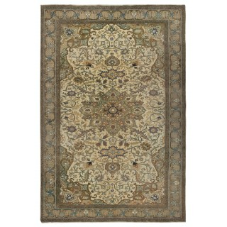 Decorative Vintage Handmade Turkish area Rug in shades of beige, 100% Wool