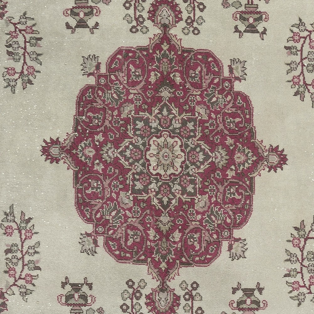 Vintage Handmade Turkish Oushak Rug for Country, Farmhouse and Rustic Decor
