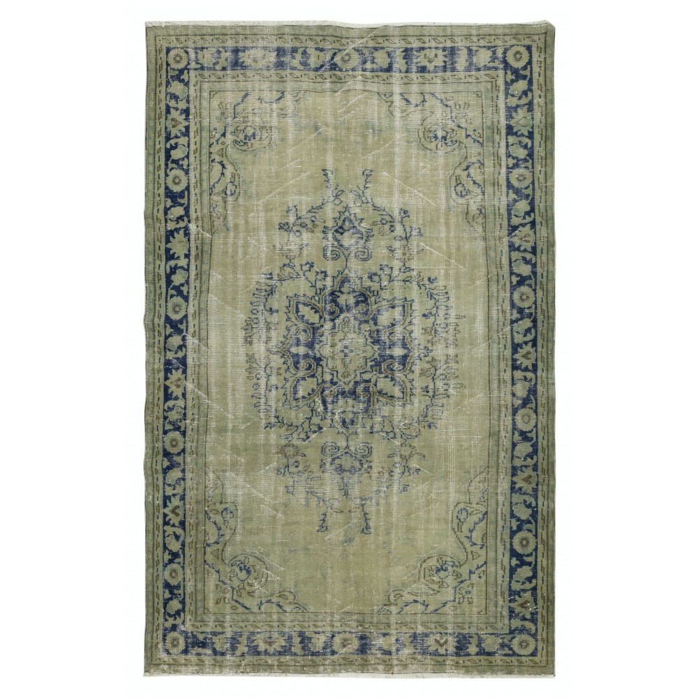Decorative Hand Knotted Turkish Wool Area Rug in Green Color