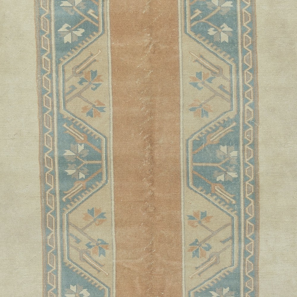 Vintage Milas (Melas) Rug. 100% Wool. Handmade Turkish Carpet for Farmhouse & Rustic Decor