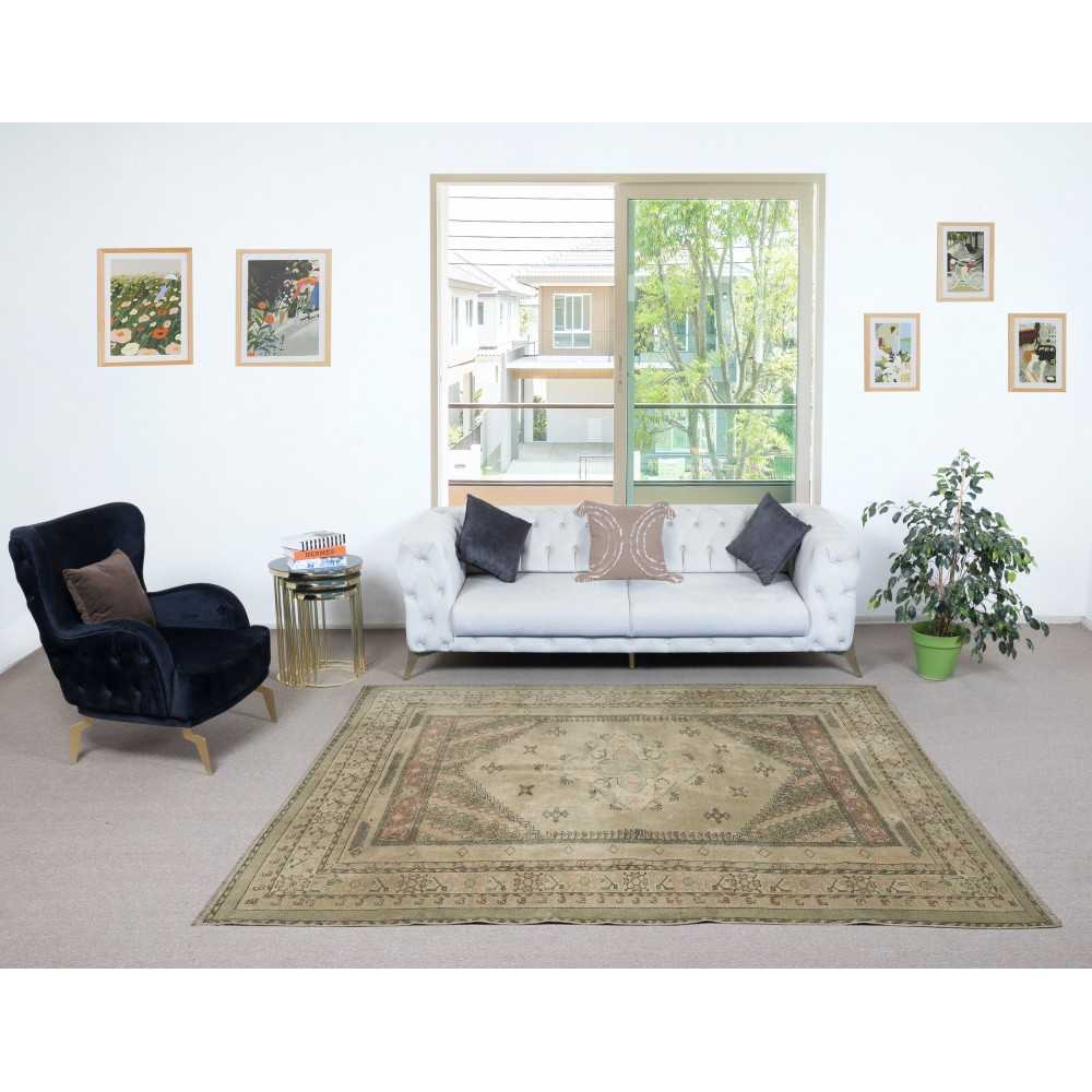 West Anatolian Manisa Kula Rug, Vintage Handmade Area Rug