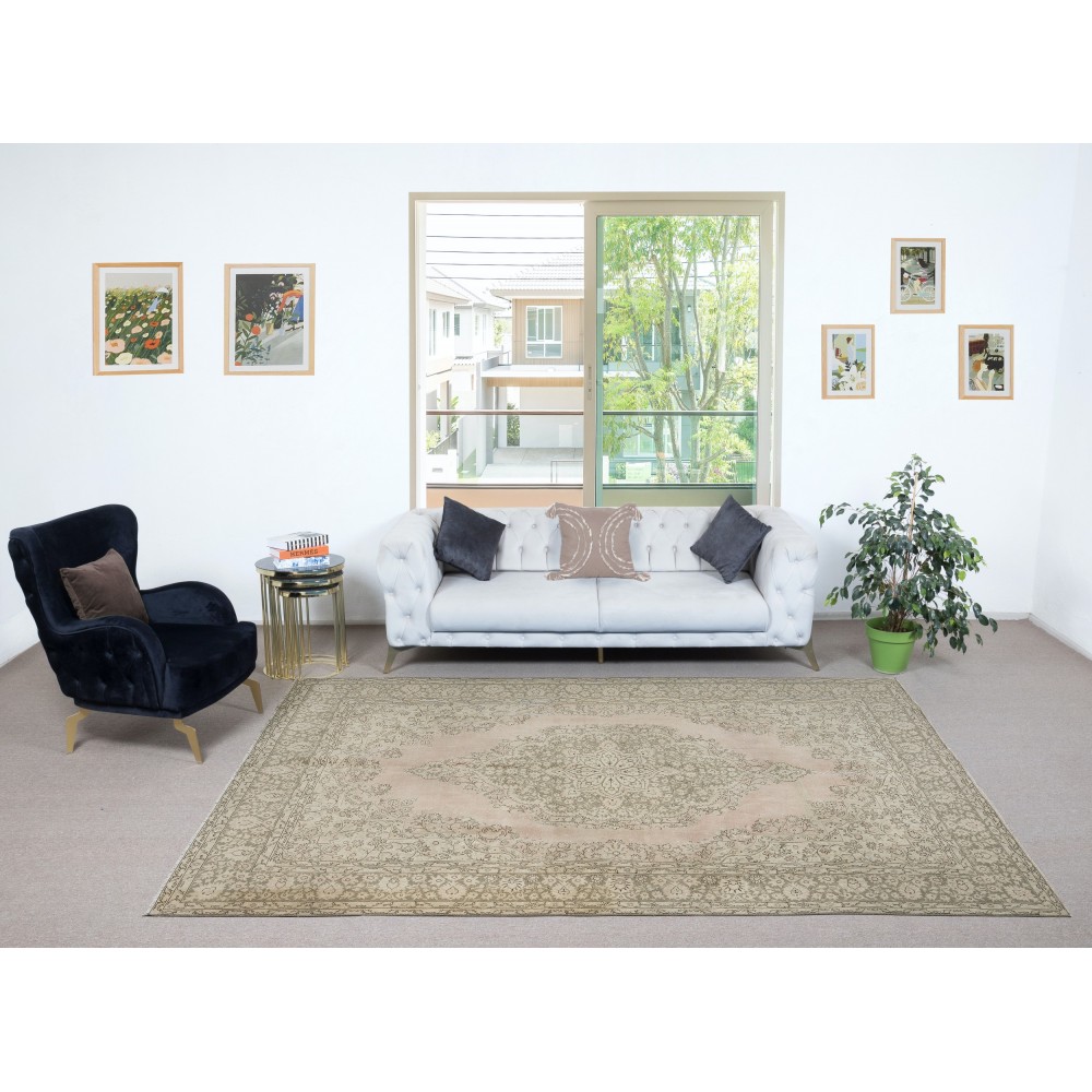 One-of-a-pair Vintage Area Rug with Medallion Design. Handmade Turkish Carpet