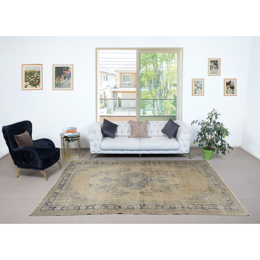 Vintage Handmade Turkish Rug for Rustic, Country and Farmhouse Decor