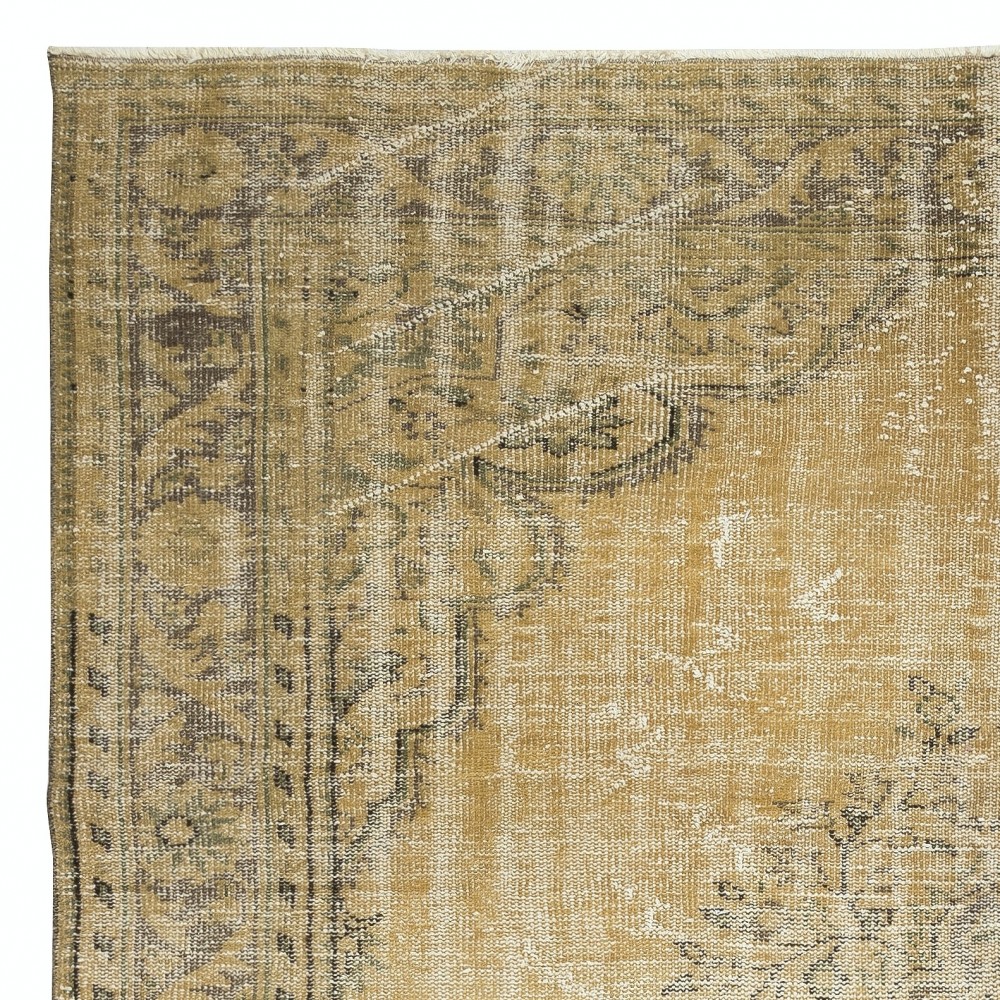 Vintage Turkish Area Rug for Living Room. Handmade Sun Faded Carpet for Farmhouse Decor