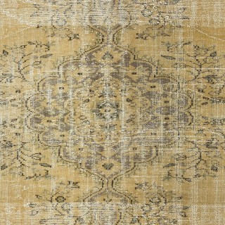 Vintage Turkish Area Rug for Living Room. Handmade Sun Faded Carpet for Farmhouse Decor