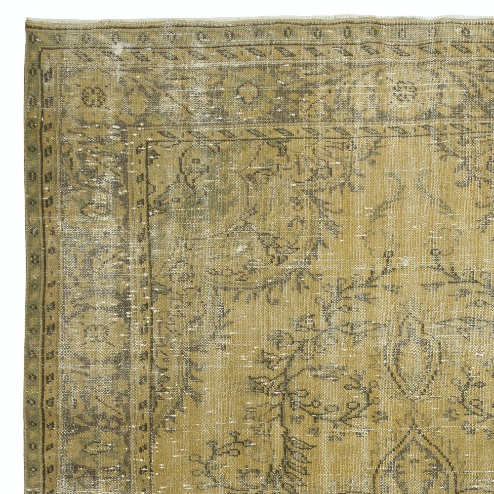 Vintage Handmade Area Rug for Living Room. Sun Faded Turkish Carpet for Rustic & Farmhouse Decor