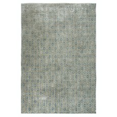 Vintage Handmade Floral Design Turkish Rug for Rustic, Country and Farmhouse Decor