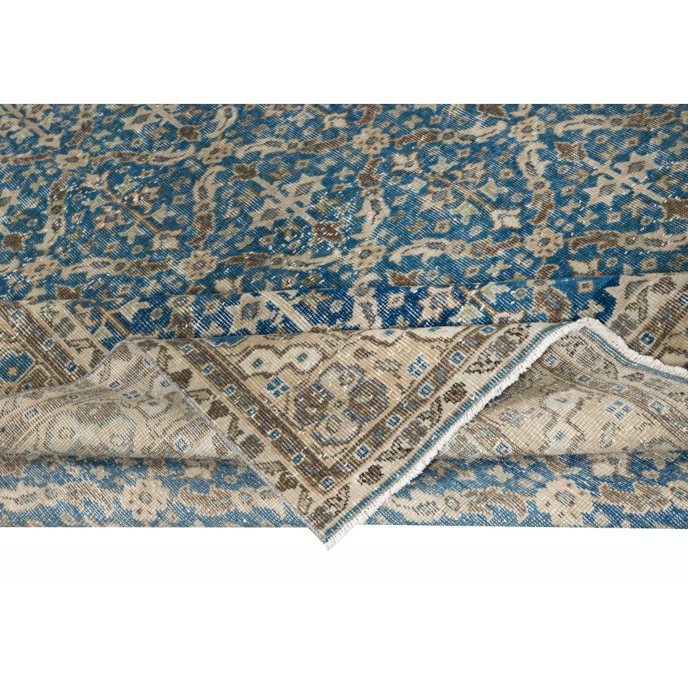 Vintage Handmade Turkish Wool Area Rug. Traditional One of a kind Large Carpet