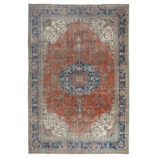 Vintage Handmade Turkish Wool Area Rug. Traditional One of a kind Large Carpet
