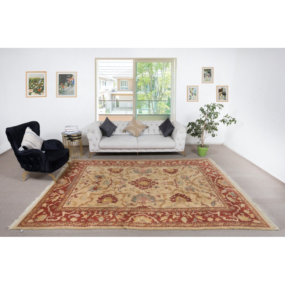 Vintage Handmade Turkish Oushak Rug. 100% Wool. Excellent Condition