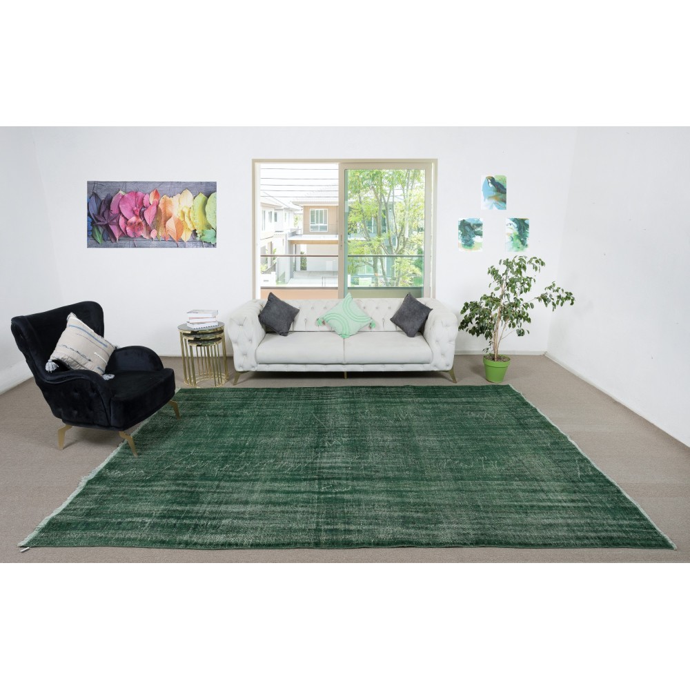 Contemporary Handmade Turkish Wool Area Rug in Solid Dark Green Color